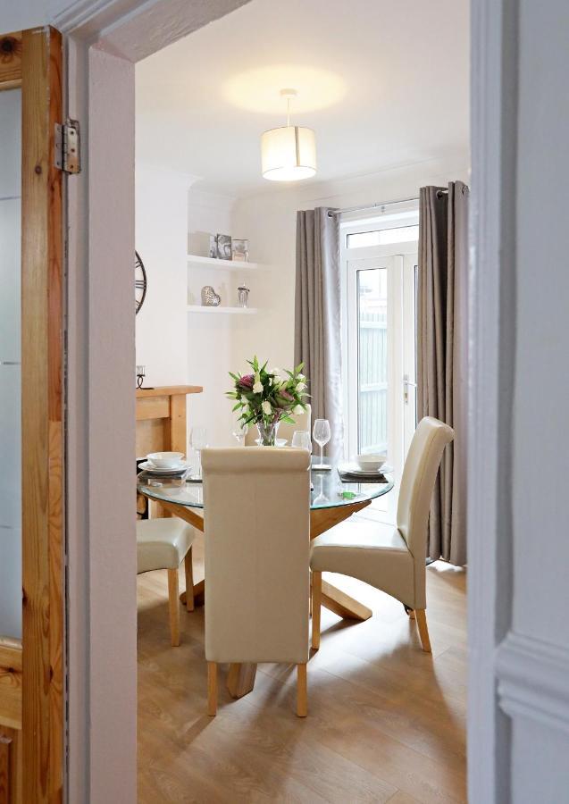Convenient & Central 2-Bed House NWI Eksteriør billede
